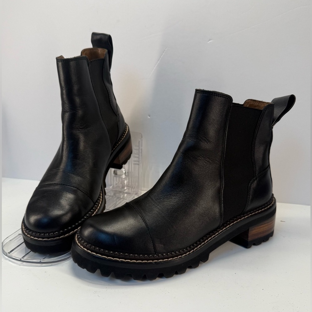 See By Chloe Mallory Black Leather pull on Chelsea Ankle Boots 7.5
